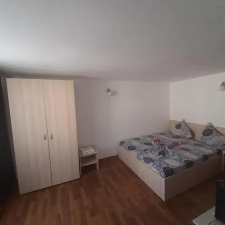 Casa Calin Pansiyon Două Mai